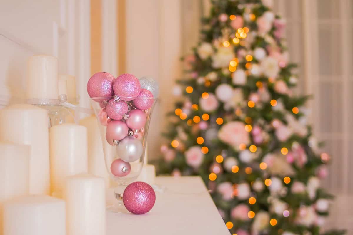Decorazione hotel palline di natale